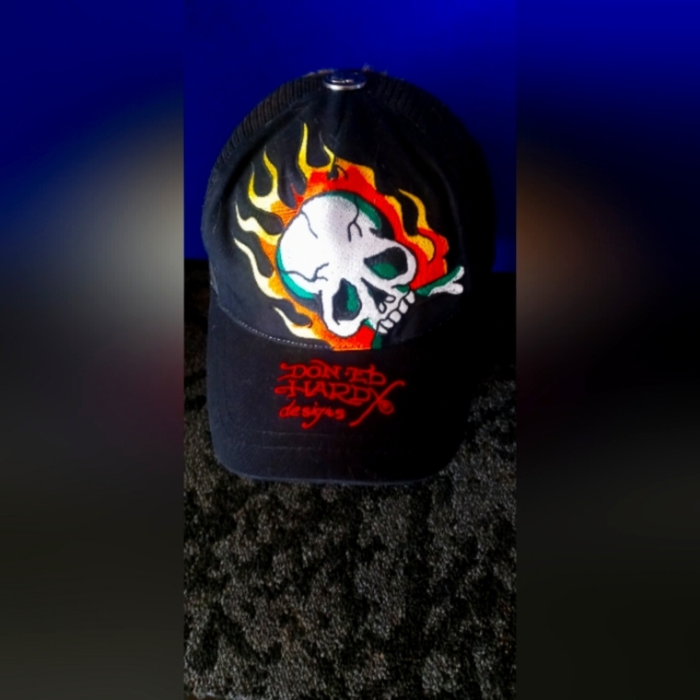 Ed Hardy Men’s Black Skull Flame Baseball Cap